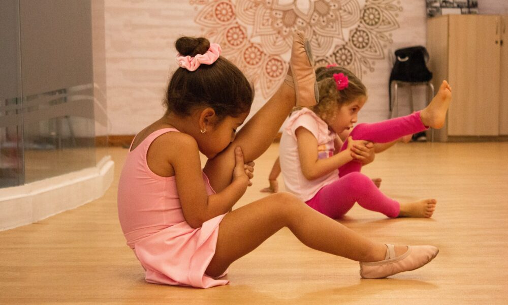 ROSELBI GARCÍA: ¿CÓMO ELEGIR LAS ZAPATILLAS PERFECTAS PARA EL BALLET?