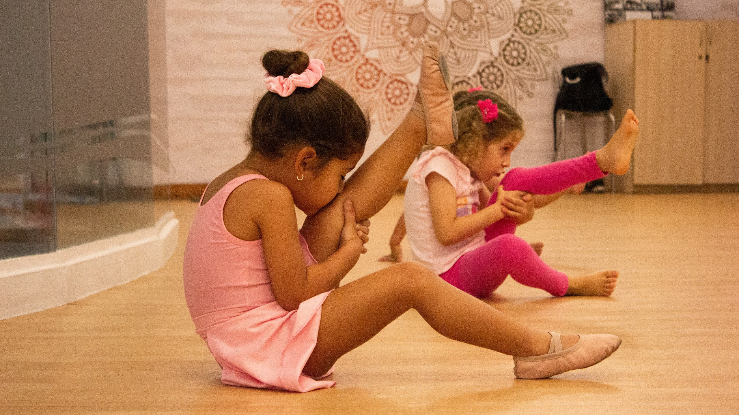 ROSELBI GARCÍA: ¿CÓMO ELEGIR LAS ZAPATILLAS PERFECTAS PARA EL BALLET?